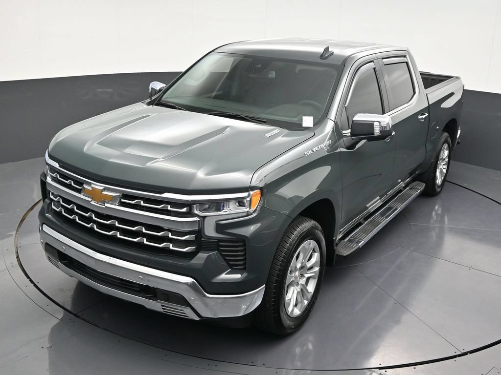Used 2025 Chevrolet Silverado 1500 LTZ RWD image 14