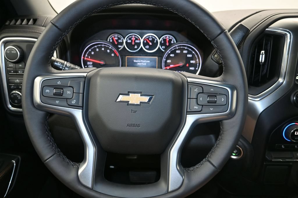 Used 2021 Chevrolet Silverado 1500 LT AWD/4WD image 13