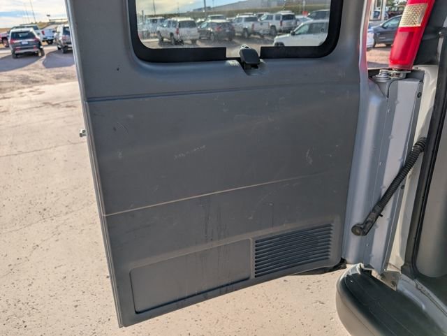 Used 2016 Chevrolet Express 2500 LS image 33