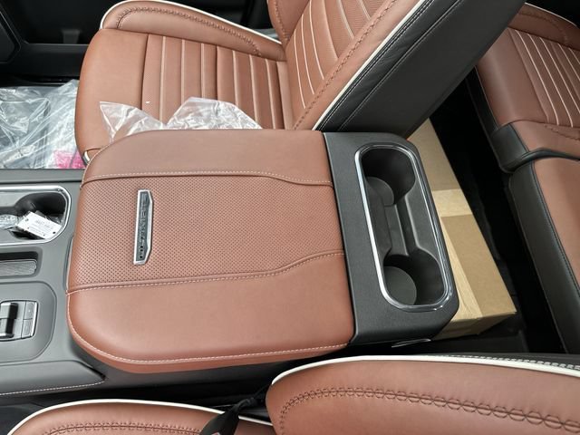 New 2026 GMC Sierra 3500 Denali Ultimate AWD/4WD image 24