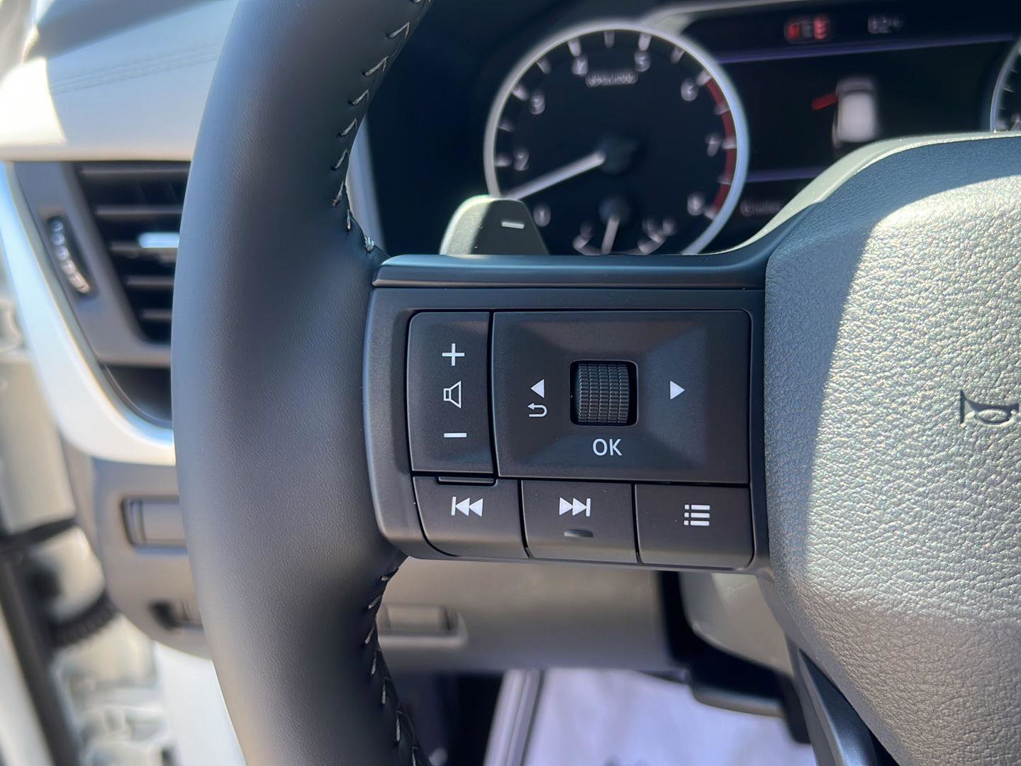 New 2026 Nissan Rogue SV w/ SV Premium Package image 21