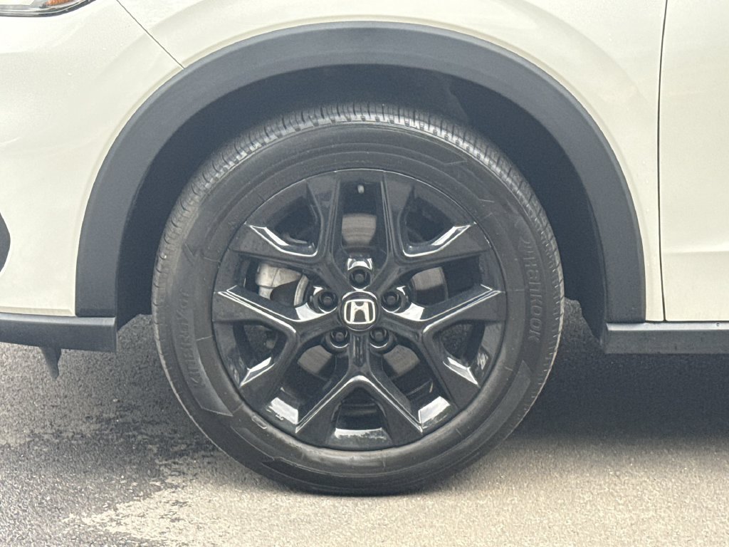 Certified 2024 Honda HR-V Sport image 18
