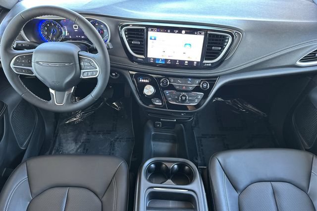 New 2027 Chrysler Pacifica Select FWD image 12