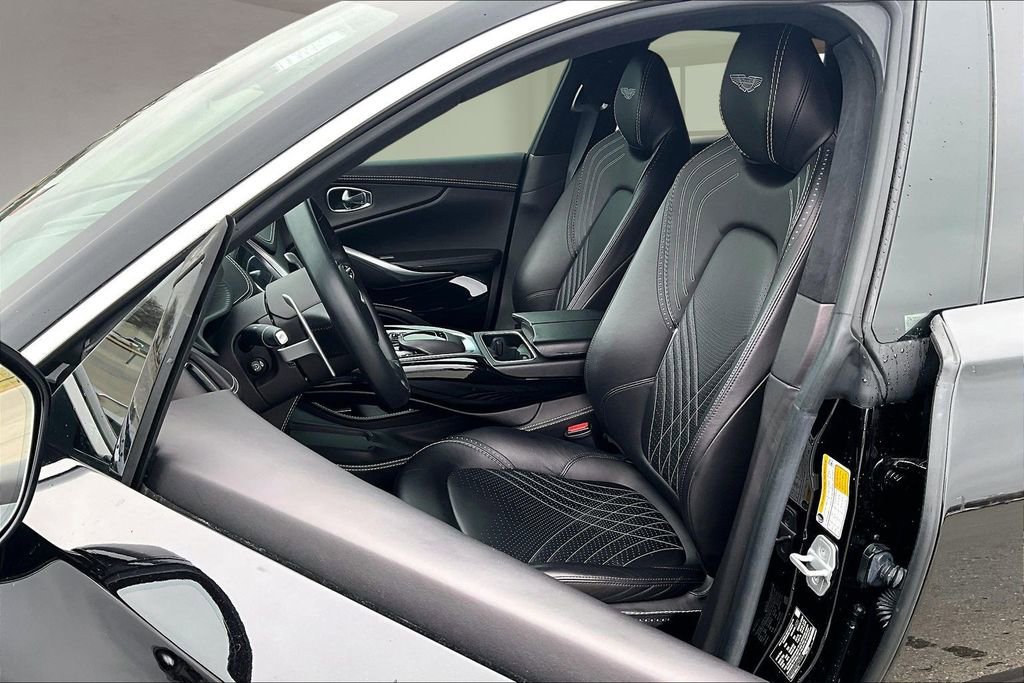 Used 2021 Aston Martin DBX image 26