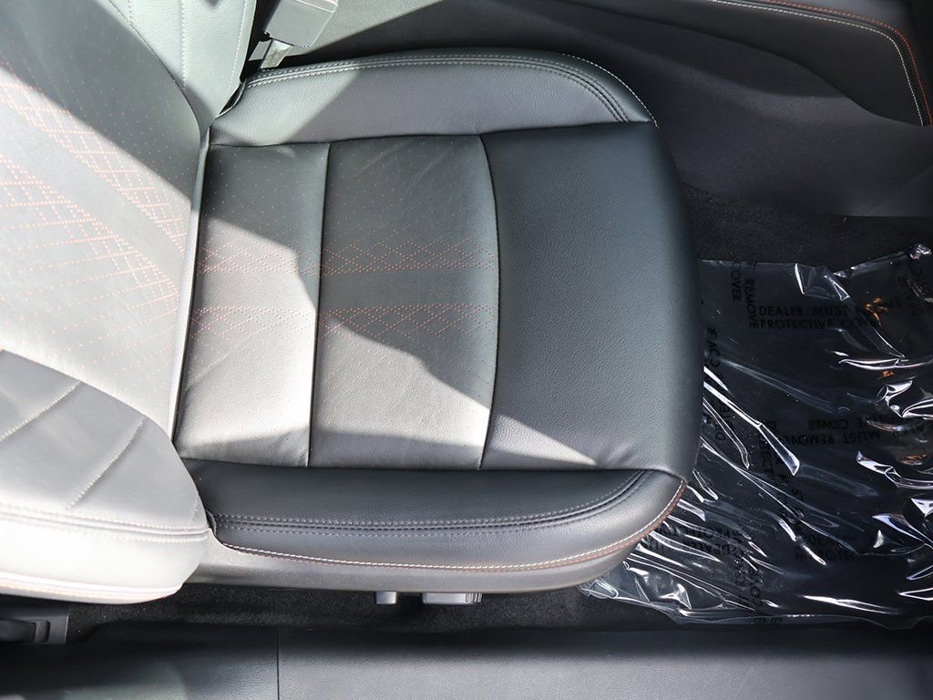 Used 2024 Nissan Altima 2.5 SR w/ SR Premium Package FWD image 30