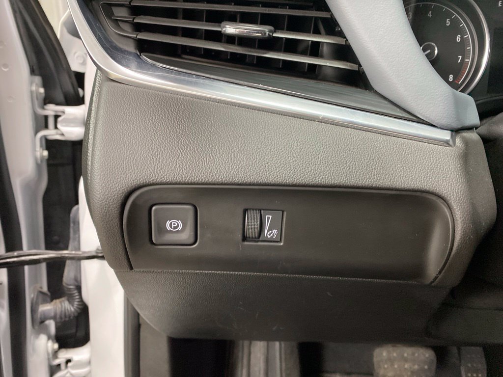 Used 2024 Buick Enclave Essence w/ Sport Touring Edition AWD/4WD image 32