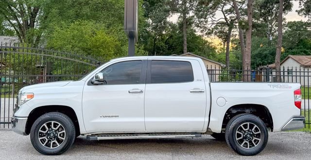 Used 2017 Toyota Tundra SR5 image 3