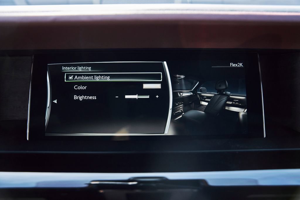 Used 2024 Rolls-Royce Phantom Sedan RWD image 92