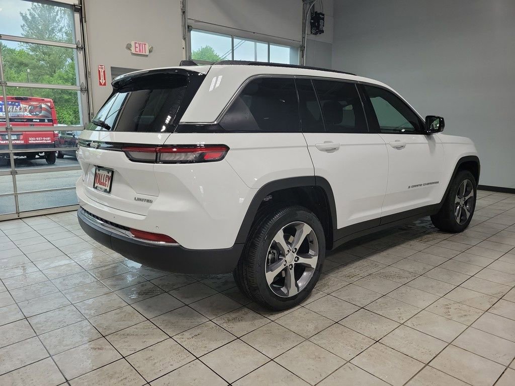 New 2025 Jeep Grand Cherokee Limited image 6