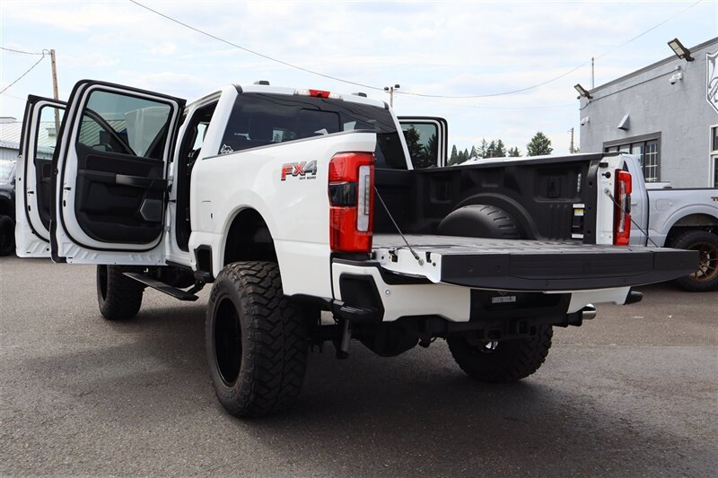 Used 2023 Ford F350 Platinum AWD/4WD image 39