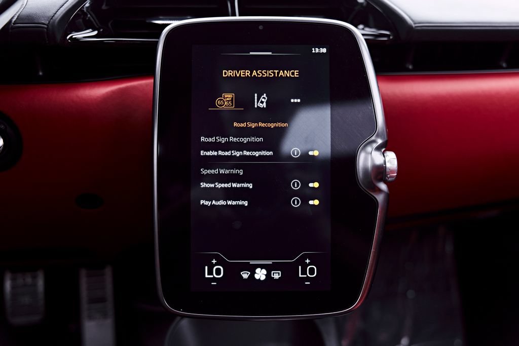 Used 2024 McLaren Artura RWD image 83