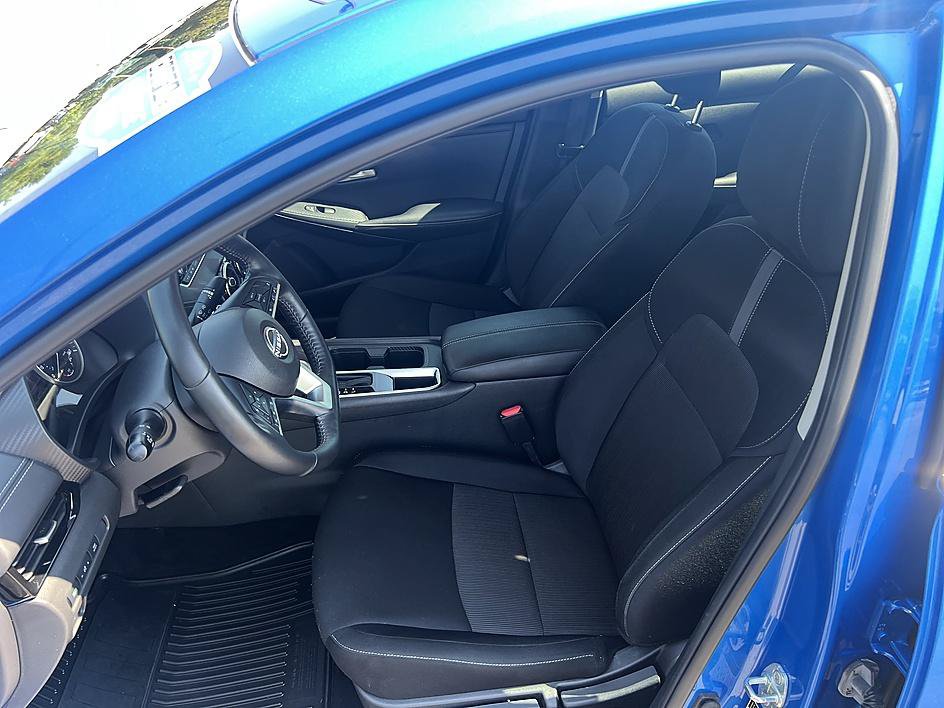Used 2025 Nissan Sentra SV w/ All-Weather Package FWD image 13
