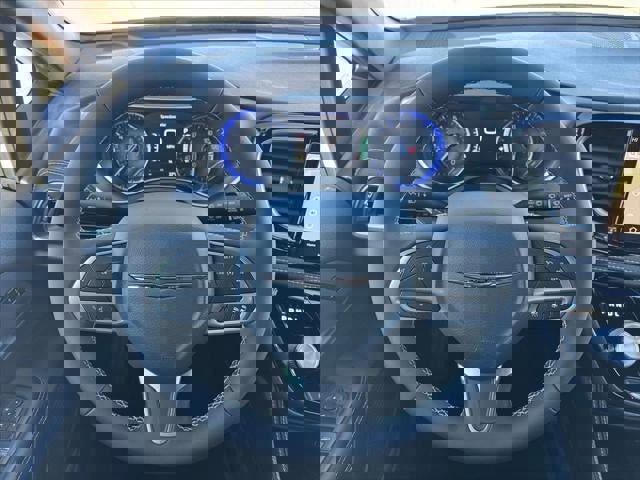 New 2026 Chrysler Pacifica Limited w/ Trailer Tow Group image 44