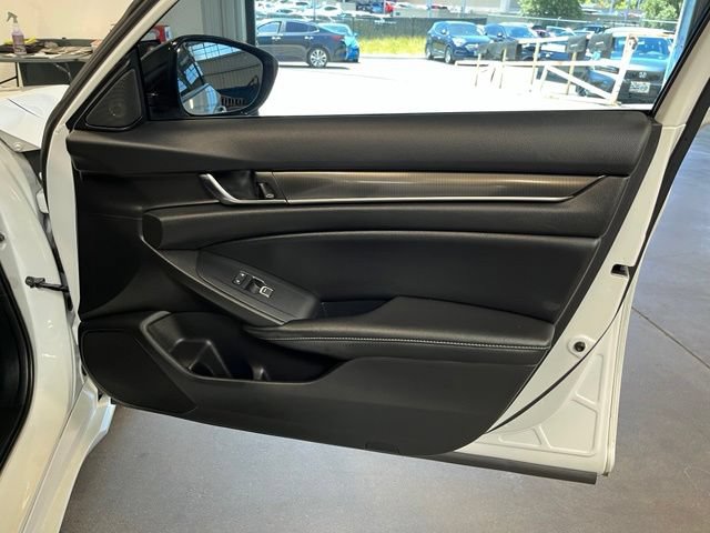 Used 2022 Honda Accord Sport image 12