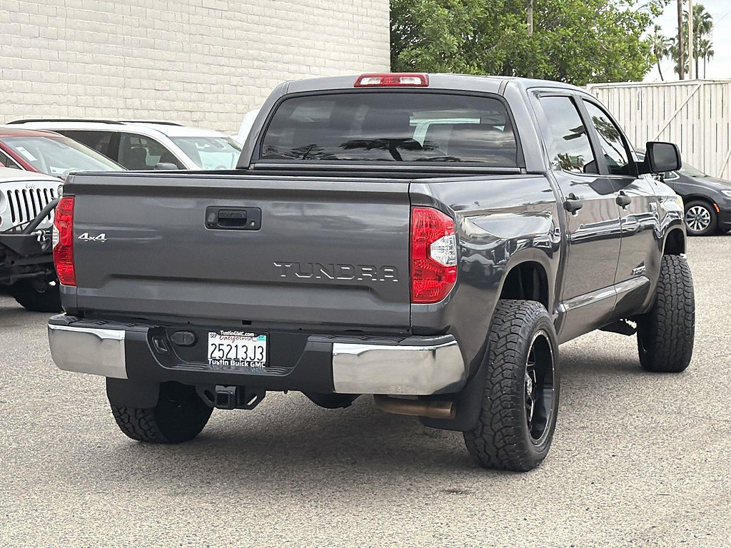 Used 2016 Toyota Tundra SR5 w/ SR5 Upgrade Package AWD/4WD image 5