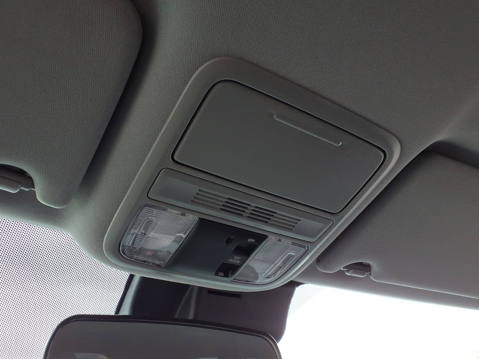 Used 2021 Honda Pilot EX image 24
