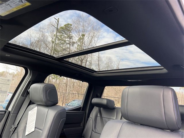 New 2025 Toyota Tundra Platinum image 32