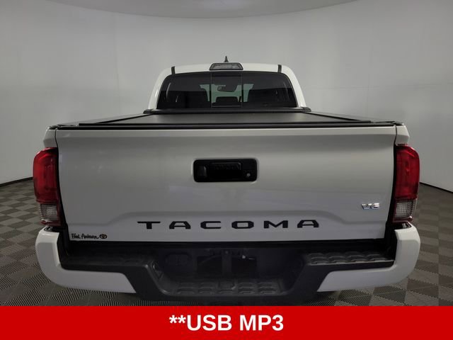 Used 2019 Toyota Tacoma TRD Sport w/ TRD Premium Sport Package AWD/4WD image 7