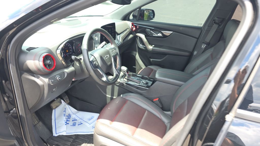 Used 2023 Chevrolet Blazer RS FWD image 22