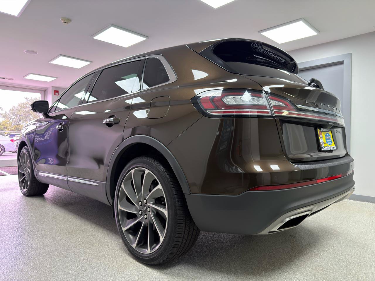 Used 2019 Lincoln Nautilus Reserve AWD/4WD image 5