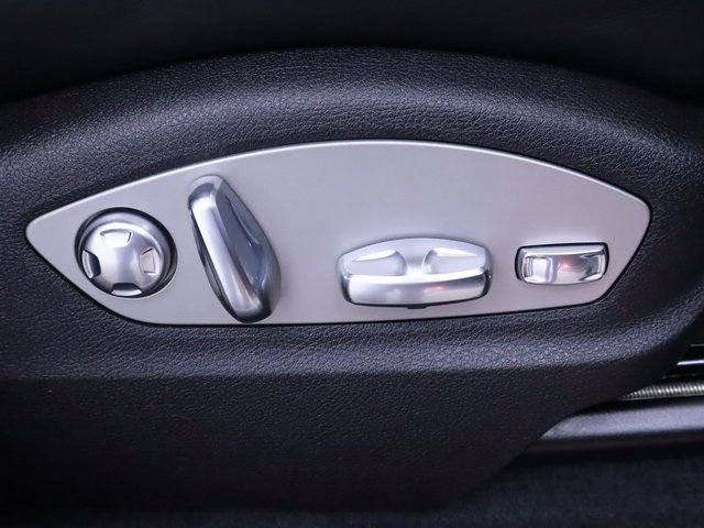 New 2024 Porsche Macan image 23