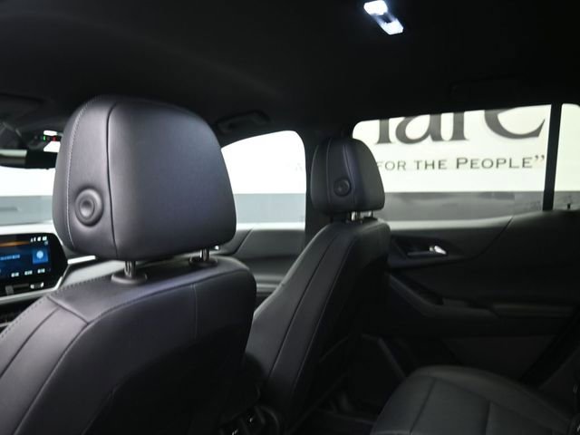 Used 2025 Chevrolet Equinox LT w/ Convenience Package II image 24