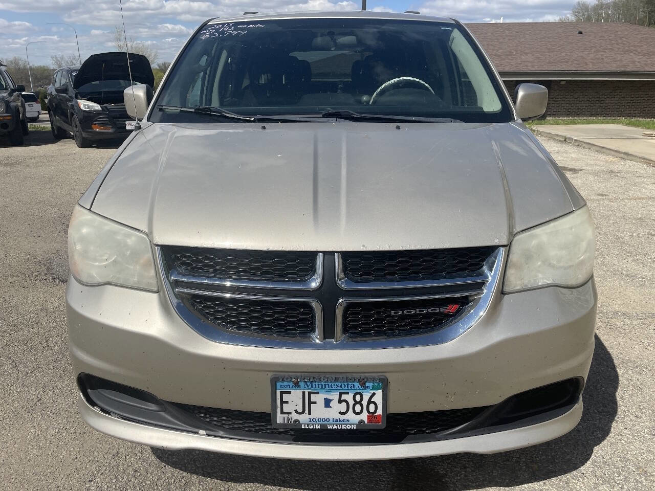 Used 2013 Dodge Grand Caravan SXT FWD image 3