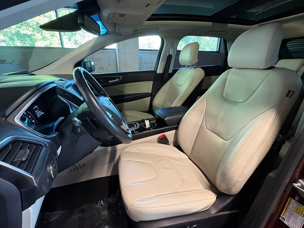 Used 2016 Ford Edge Titanium w/ Equipment Group 302A AWD/4WD image 5