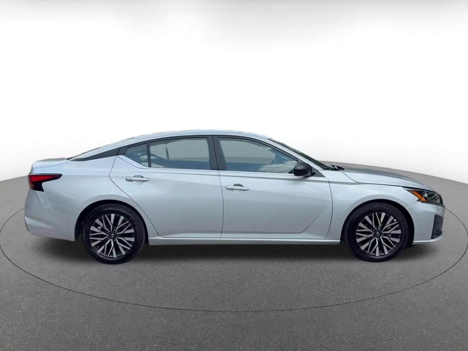 Used 2026 Nissan Altima 2.5 SV FWD image 16