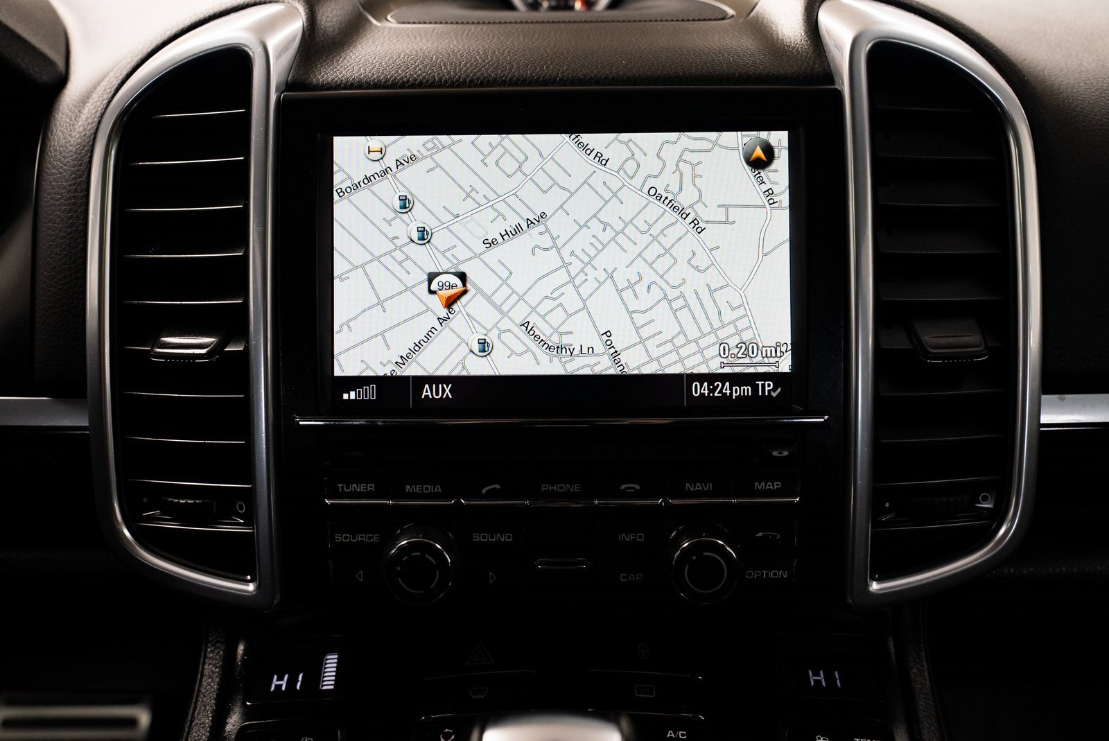 Used 2013 Porsche Cayenne S image 14