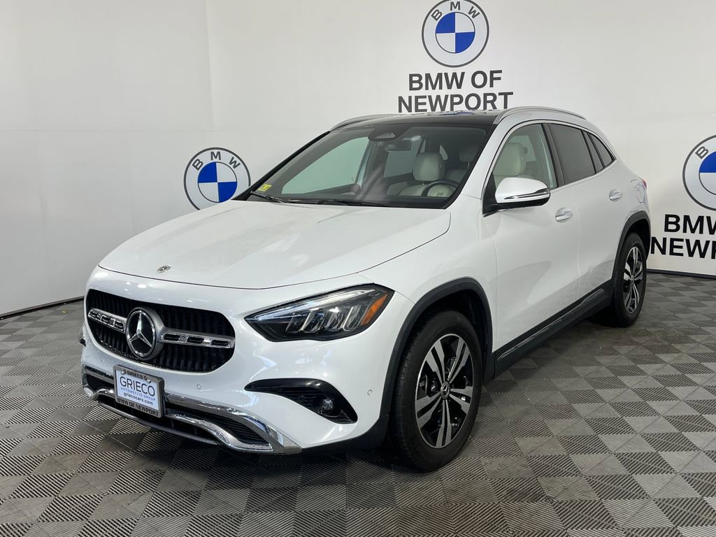 Used 2024 Mercedes-Benz GLA 250 4MATIC w/ Winter Heating Package image 3