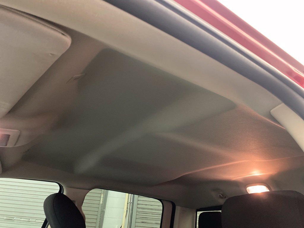 Used 2020 RAM 1500 Classic SLT AWD/4WD image 16