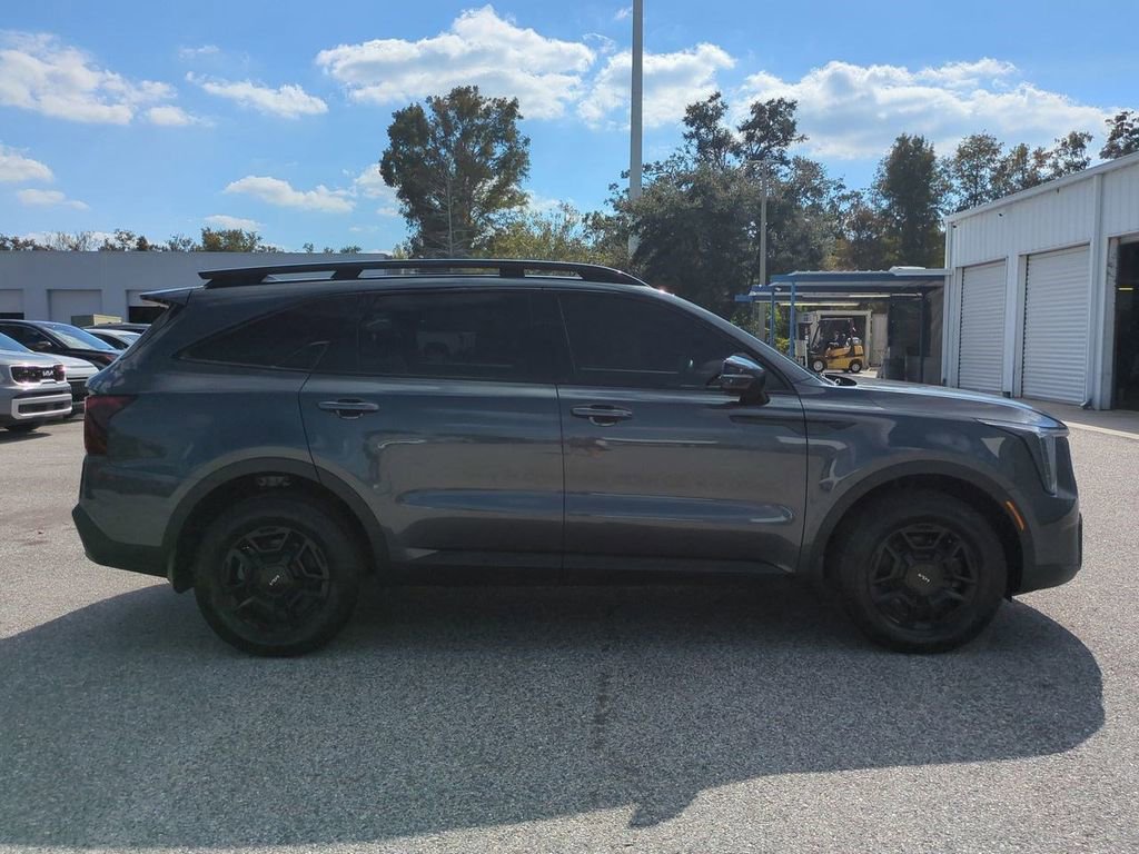 Used 2024 Kia Sorento SX Prestige w/ Sage Leather Package image 4