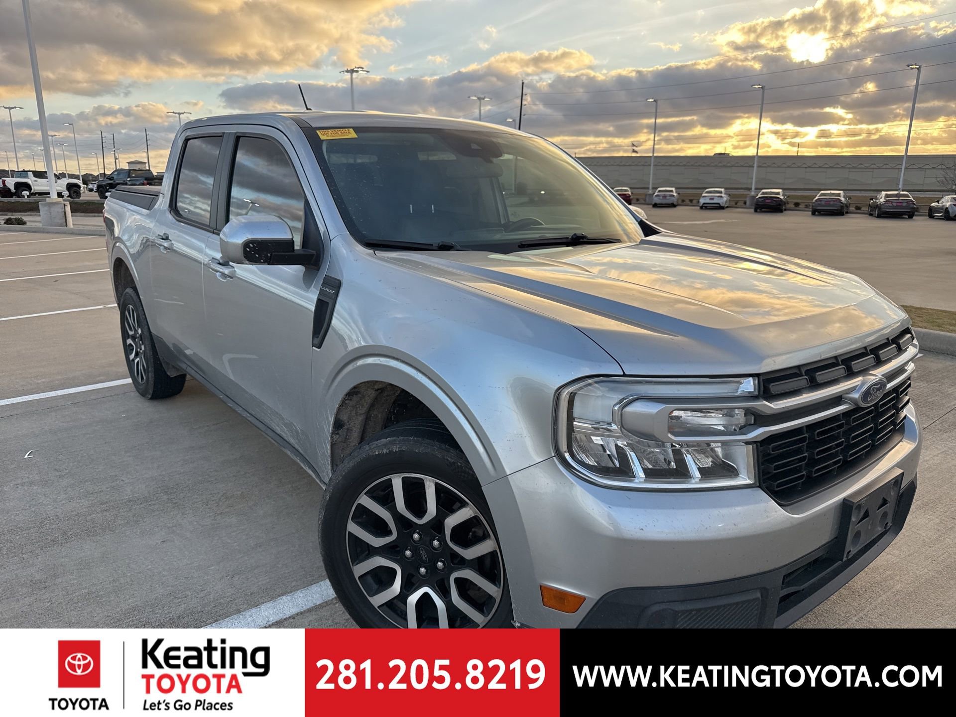 Used 2022 Ford Maverick Lariat image 1