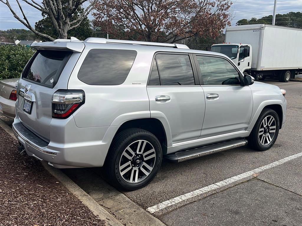 Used 2020 Toyota 4Runner Limited image 9