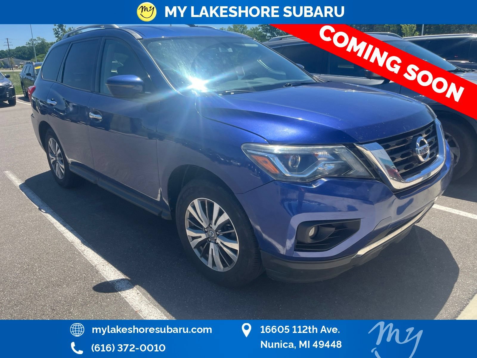 Used 2020 Nissan Pathfinder SV AWD/4WD image 1