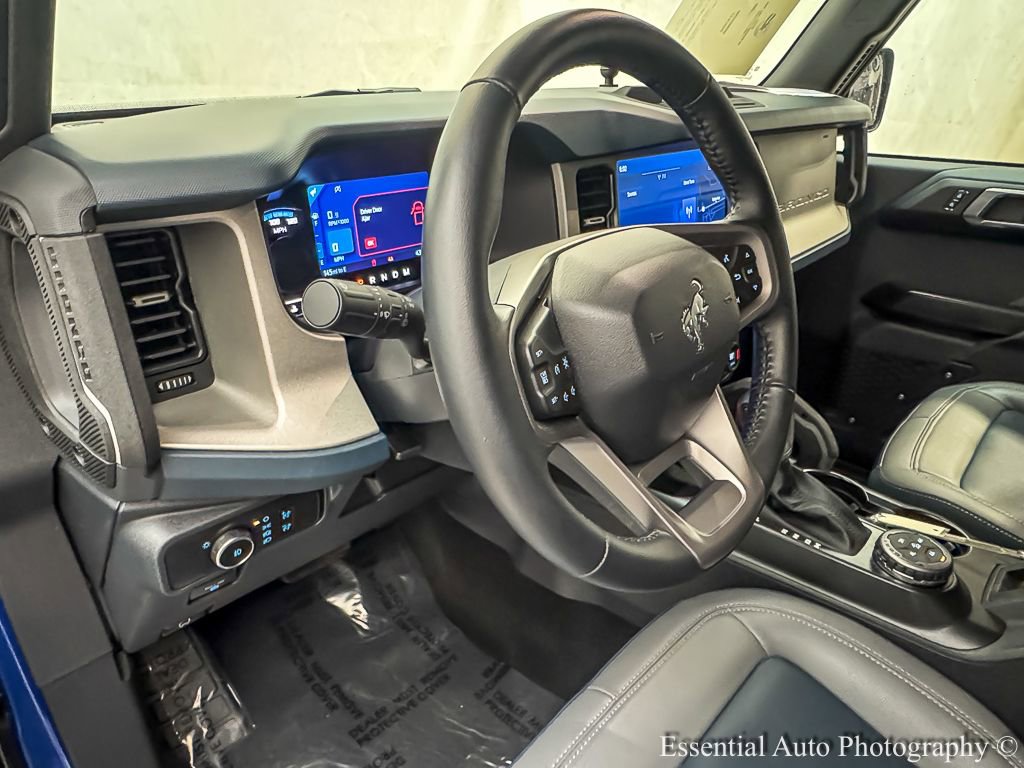 Used 2024 Ford Bronco Outer Banks image 11