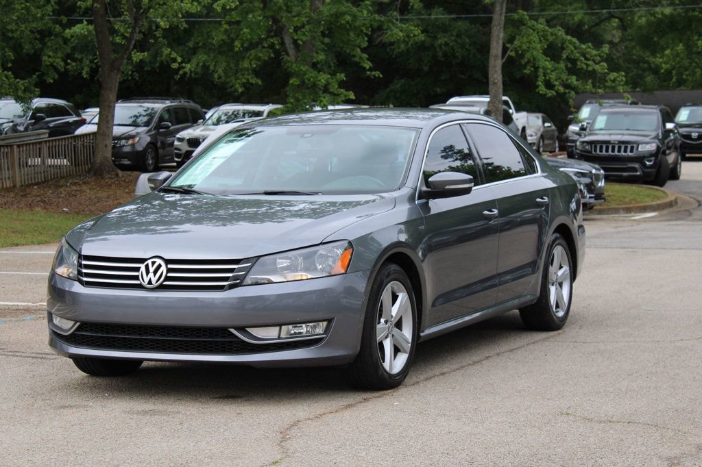 Used 2015 Volkswagen Passat 1.8T Limited Edition FWD image 3