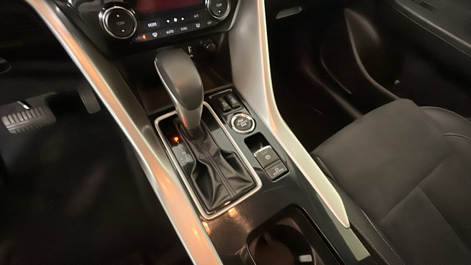 Used 2024 Mitsubishi Eclipse Cross SE AWD/4WD image 24
