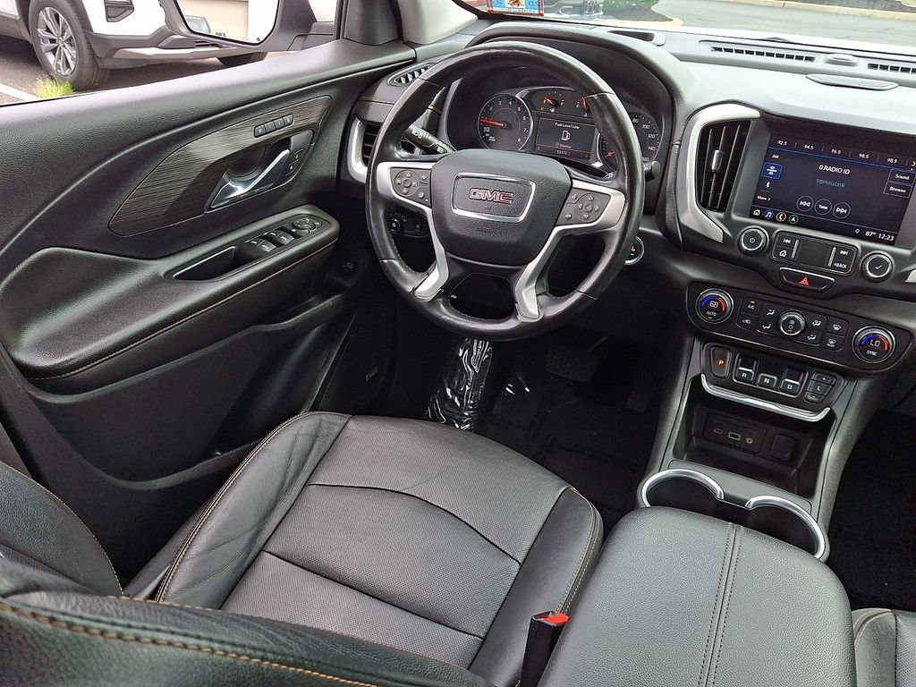 Used 2020 GMC Terrain SLT w/ Preferred Package FWD image 15