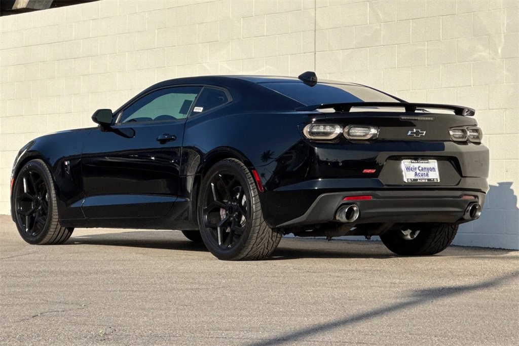 Used 2020 Chevrolet Camaro SS image 3
