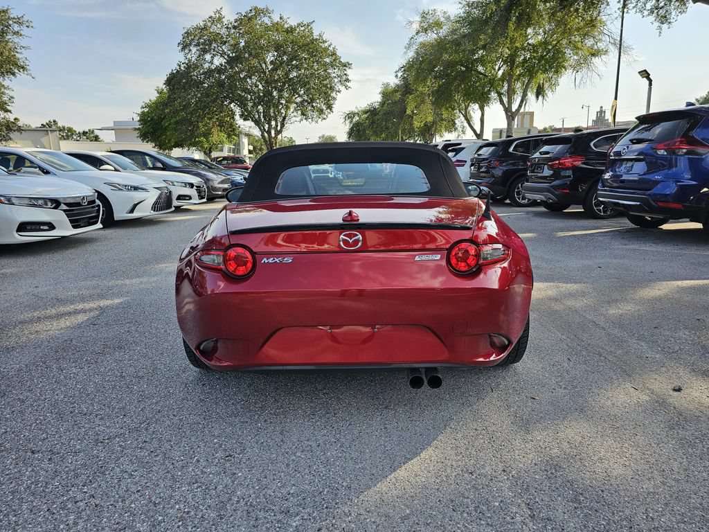 Used 2016 MAZDA MX-5 Miata Grand Touring RWD image 4