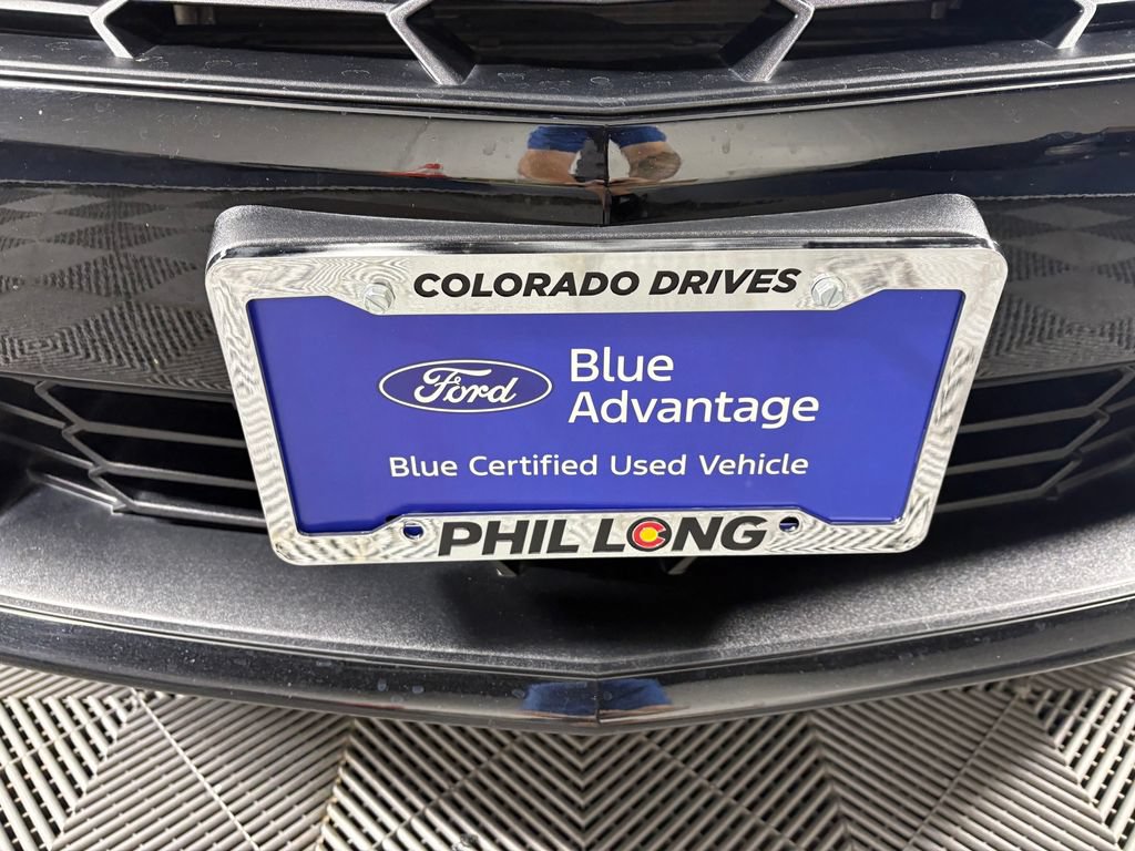 Used 2024 Chevrolet Camaro LT RWD image 9