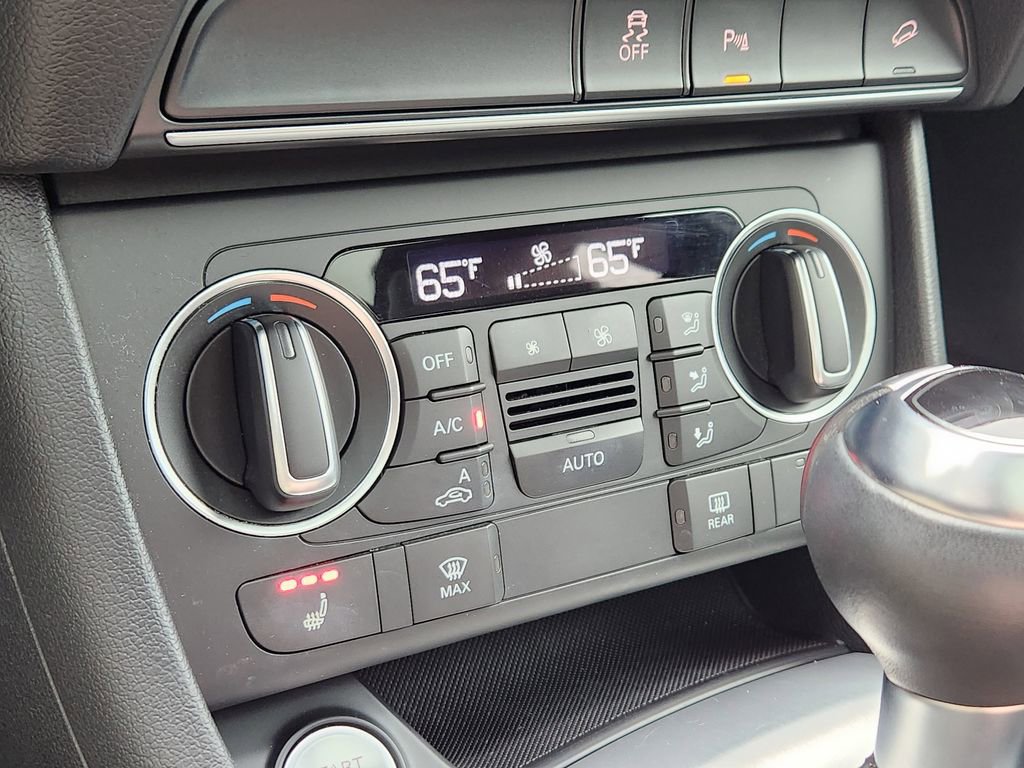 Used 2018 Audi Q3 2.0T Premium Plus w/ Premium Plus Package image 18