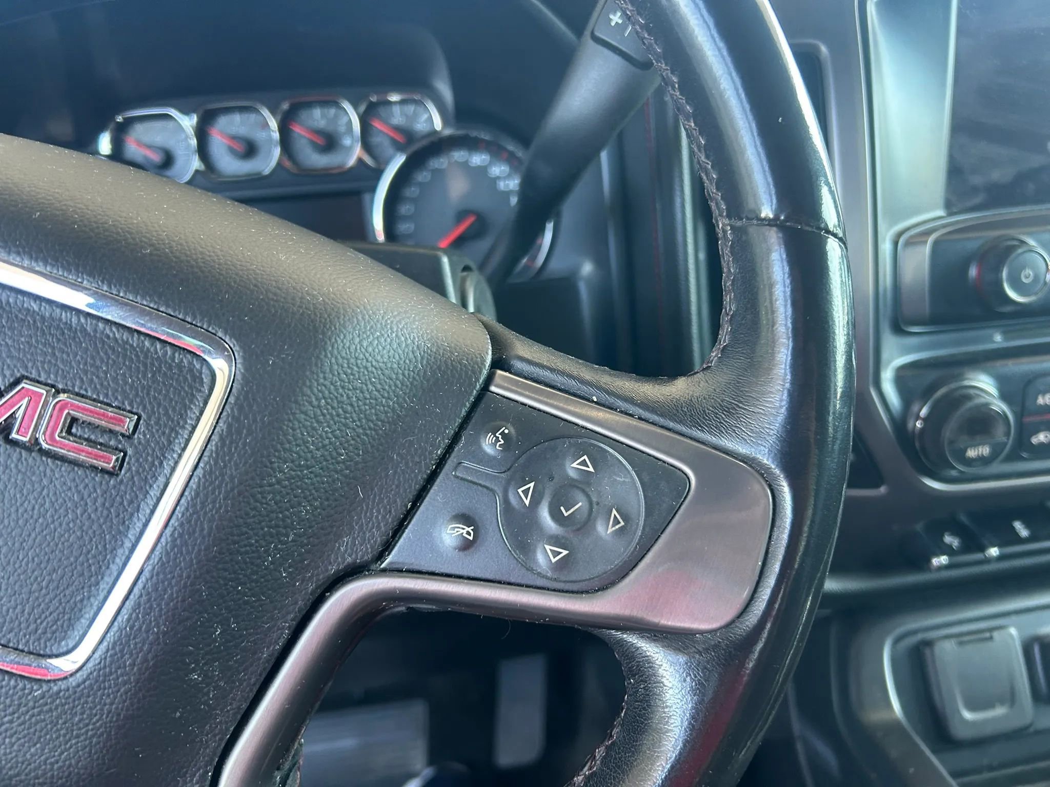 Used 2016 GMC Sierra 1500 SLT w/ All-Terrain Package AWD/4WD image 21