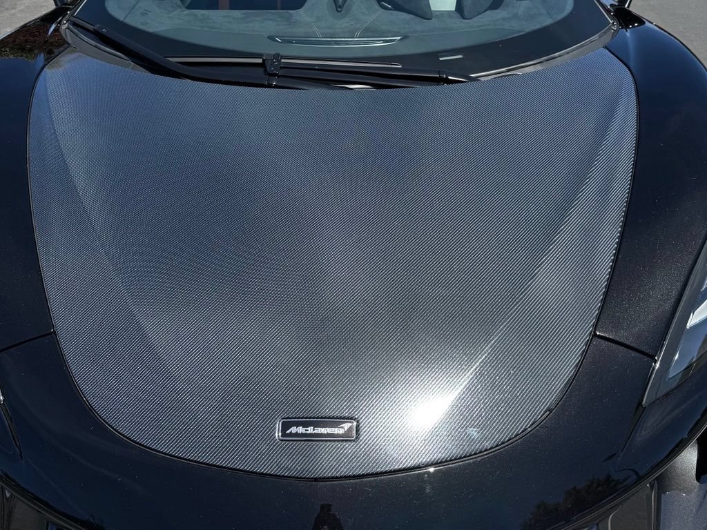 Used 2019 McLaren 570S Spider RWD image 19