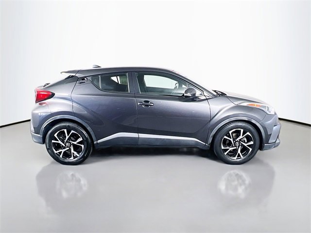 Used 2018 Toyota C-HR XLE image 8
