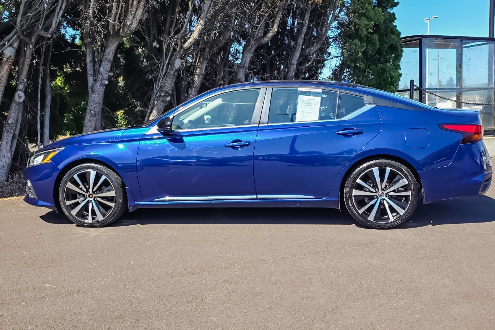 Used 2021 Nissan Altima 2.5 SR w/ SR Premium Package FWD image 6