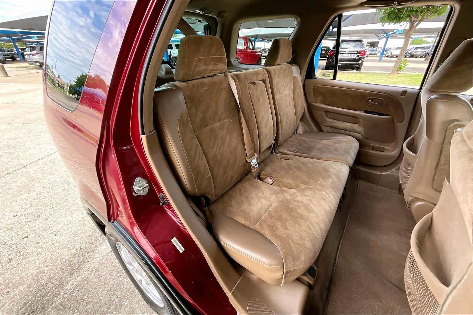 Used 2004 Honda CR-V EX image 19