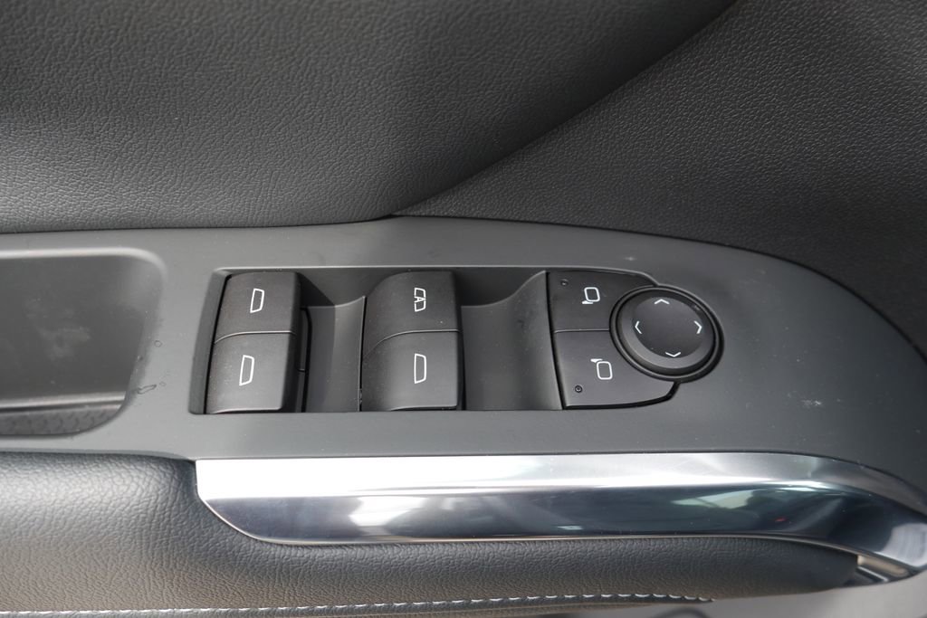 New 2026 Chevrolet Traverse LT w/ LPO, Floor Liner Package image 30